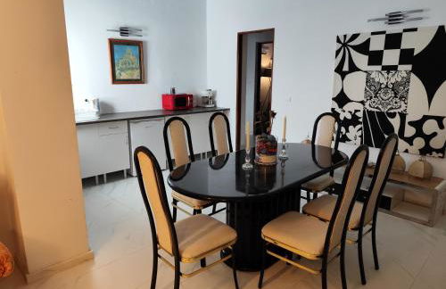 Andalusian Pool Parties Music & Magic - Photo 30