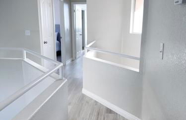 Newly Remodeled Pool Villa 3BD 3BA By Summerlin - Foto 27