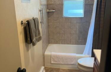 Cozy Cabin on the Creek - Foto 15