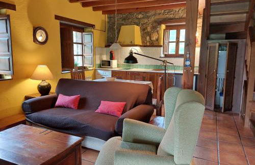 Casas rurales Valle de Bueida, jacuzzi solo en las casas el El Palacio y Viscárcel - Foto 35