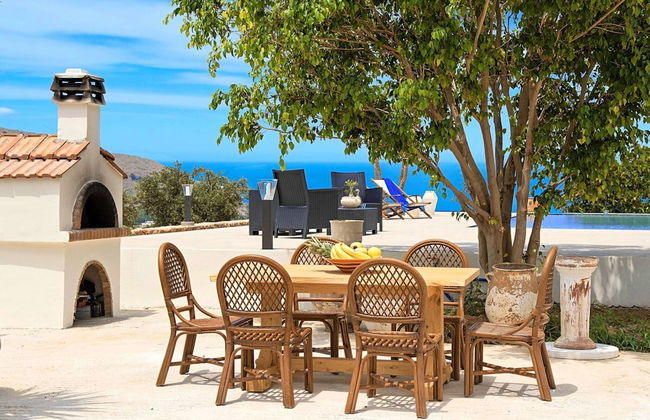 Beautiful Large Villa With Pool and sea View at Nice Georgioupolis - Foto 23