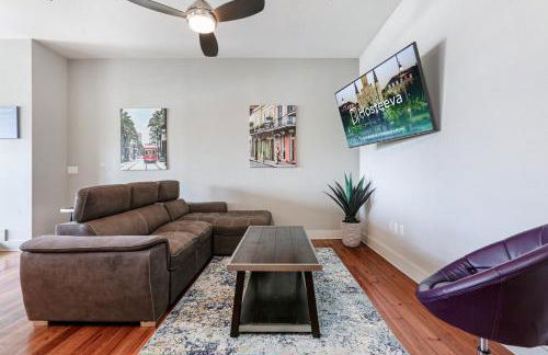 Modern Condos in California Building by Hosteeva - Foto 36