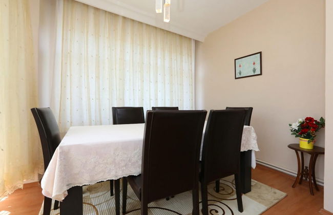 Flat With Two Living Rooms and Balcony in Uskudar - Foto 9