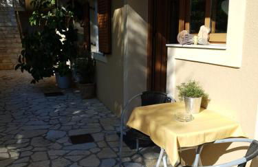 Epi Apartments - Foto 26