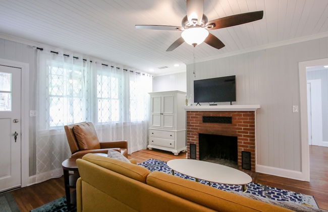 Historic Home for 7 with Apartment - Foto 50