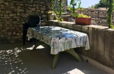 Location chaleureuse à Orgnac-l'Aven avec piscine partagée - Foto 31