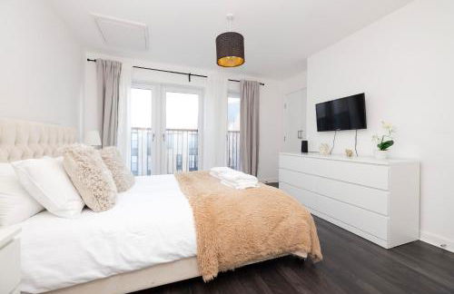 Stylish 3BR Home with Garden & Free Parking - Near O2 Academy & City Centre - Foto 19