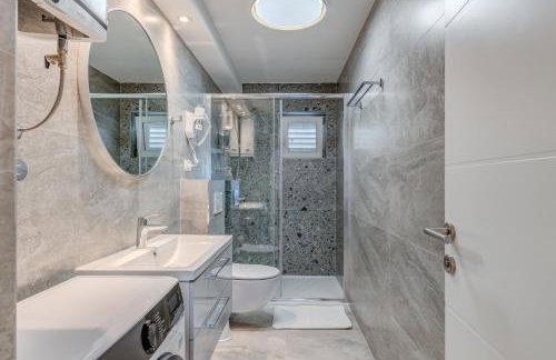 DeLuxe Seaview Apartment KENNEDY I - Photo 29