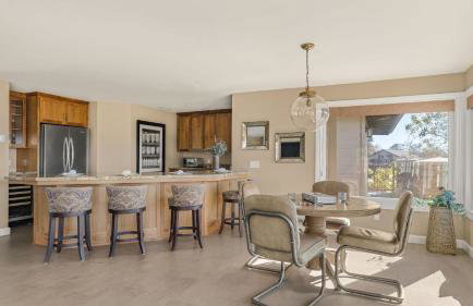 Ten-Acre Wine Country Estate Near Paso Robles w Pool Views El Pomar Estate by AvantStay - Foto 23