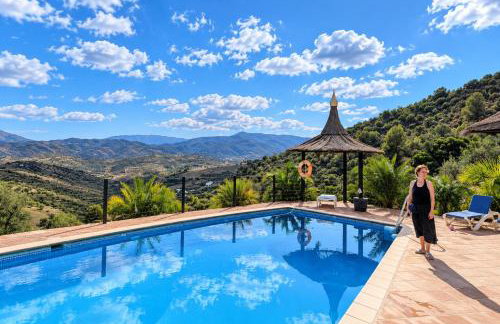 Ground floor apartment "CEZANNE", with spectacular pool in rural holiday park FINCA EL MORALEJO - Foto 2