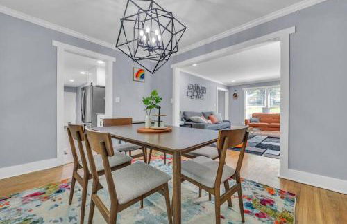 Modern Luxury with Pool Table 3BR-5BD Sleeps 10 - Foto 20