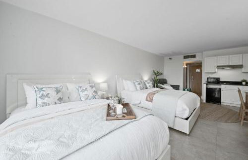 Beach Front 2 Bed Condo - Pool & Tiki Bar - Foto 7