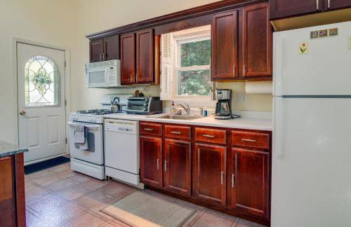 Bayfront Plymouth Gem with Sunroom, Steps to Shore! - Photo 10