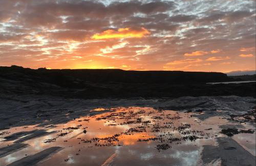 The Moorings - Just a few metres from the sea! - Photo 37