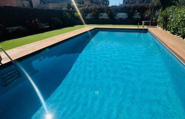 Elegante piso de sueños con piscina - Foto 1