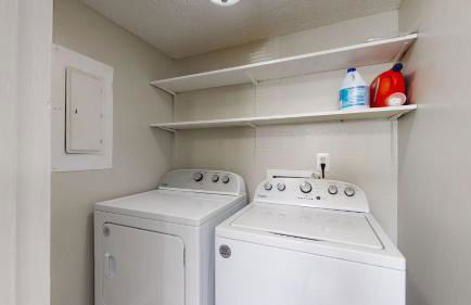 stylish townhome, sleeps 8, pet friendly - Foto 30