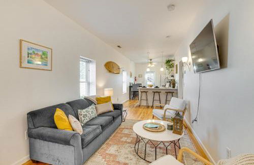 Walk to Beach Keansburg Home with Patio and Fire Pit! - Foto 5