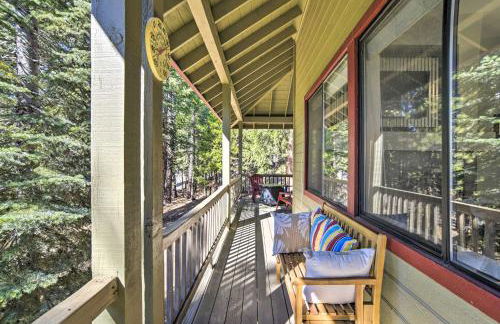 Charming Chester Home with Furnished Porch! - Foto 22