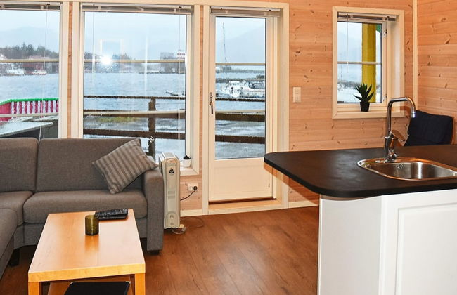 6 Person Holiday Home in Maloy - Foto 26