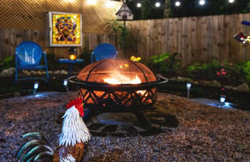 Creole Cottage - 2 Bed, 1 Bath, Pet Friendly with Fee, Walk to Downtown, Grill, Washer & Dryer - Foto 71