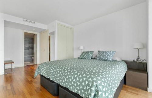 Penthouse With The Best Views! - Photo 16