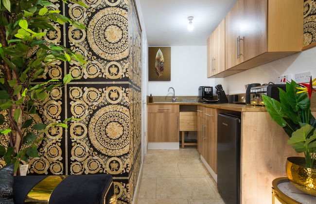 Luxury Versace 1 Bed, Hot Tub, Pool Table, Sky Tv - Foto 8