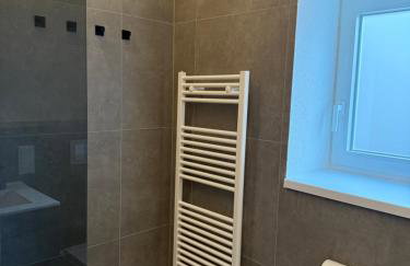 Studio Liva Modernes Apartment mit kostenlosem Parkplatz - Foto 26