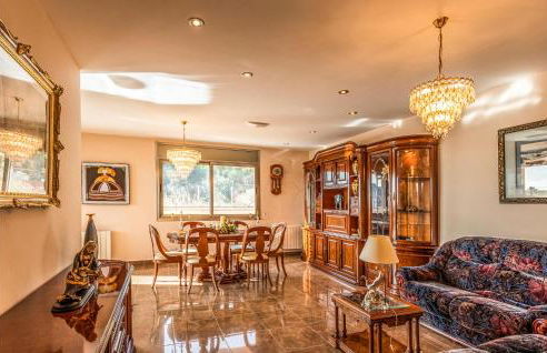 Lovely Home In Sant Cebrià De Vallalta - Foto 23