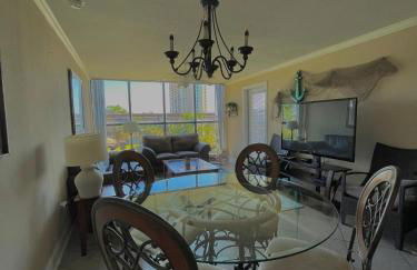 Biloxi Beach Condo - Photo 8