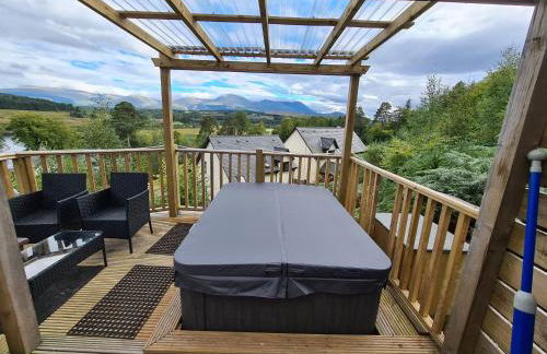 Nadurra But and Ben - Where the Ordinary Becomes Extraordinary - Photo 2