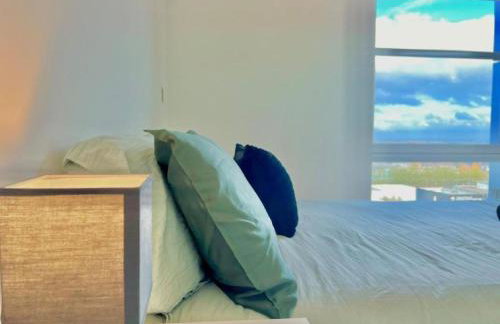 Modern High-Rise Flat in Media City! 2 Beds, 2 Baths - Foto 16