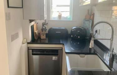 A unique and spacious river front property - Foto 32