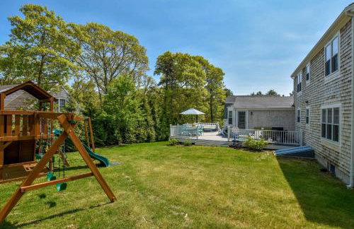 Spacious w Basketball Court & Playground - Foto 3