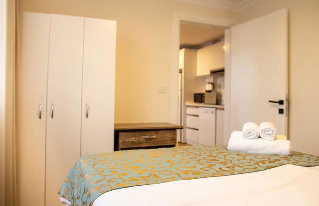 Colorful and Central Flat Near Kulturpark Izmir - Foto 11