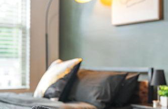 4BR Townhouse King Bed 2-Story Near NC State - Foto 17