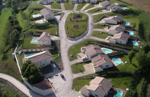 Villa in France With Private Pool & Garden - Foto 8