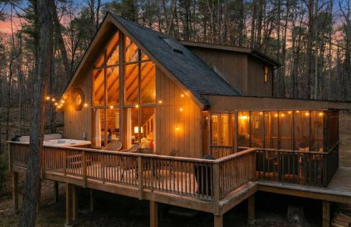 Dog-Friendly A-Frame with Hot Tub and Firepit - Foto 1