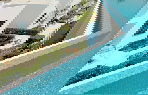 Charming 2 Bedroom Garden Suite Getaway - Photo 25