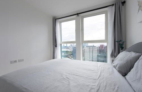 Penthouse with O2 Arena View, Free Parking & Portable AC - Foto 43