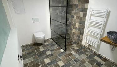 WOW schicke Loftwohnung, Appartement Wifi, Minibar - Photo 2