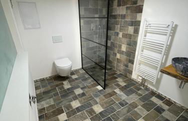 WOW schicke Loftwohnung, Appartement Wifi, Minibar - Foto 2