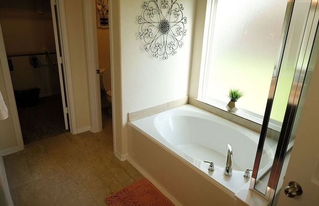 6Bdrm 2.5Bath 10Beds - Rosenberg - Foto 20