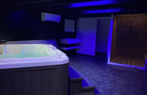Mieuxqualhotel jacuzzi privatif La retro - Foto 18