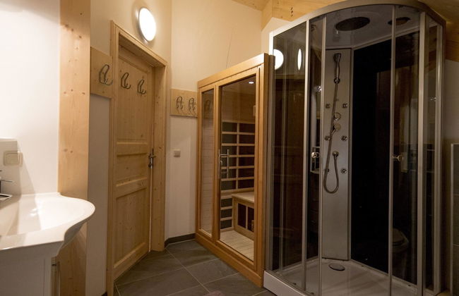 Superior # 15 mit IR-Sauna & Sprudelbad - Photo 12