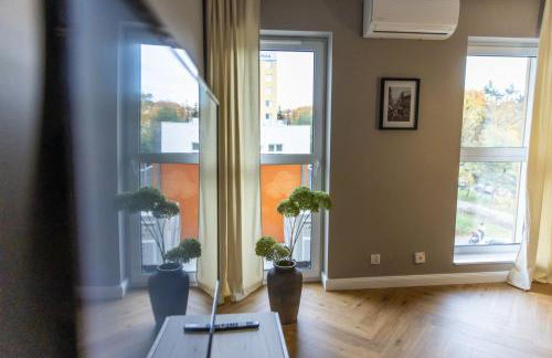 SOLAR Apartments I Stare Miasto 10min I Parking Free I Winda I Balkon - Photo 14