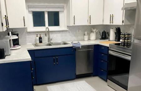 Massive 2 bedroom with fenced yard - Foto 18