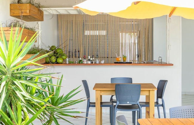 Wave Suítes Hotel & Lounge Bar - Photo 43