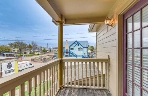 Downtown Kemah Rental about 3 Blocks to Boardwalk! - Foto 15