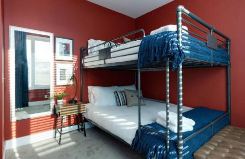 Large Royal Townhome Beautiful Design and Rooftop - Foto 24