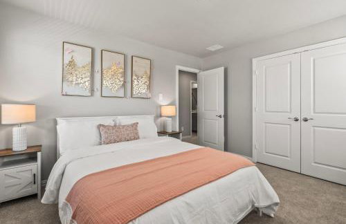 4Bed Luxury Getaway with Pool Table and Near Lake Lavon - Foto 15